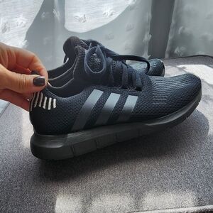 🚫SOLD🚫 Adidas Midnight Black Running Shoes